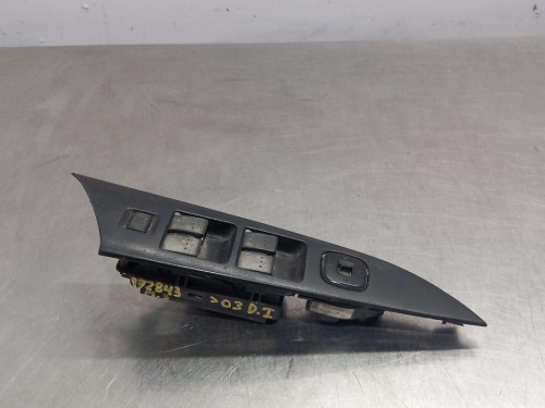  MANDO ELEVALUNAS DELANTERO IZQUIERDO Mazda 3 BERLINA (BK) 