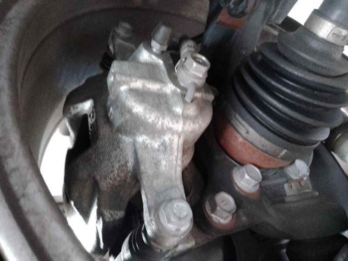 PINZA DE FRENO DELANTERA DERECHA Toyota AURIS (E18) 