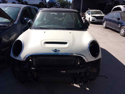 MINI MINI (R56) — vehículo donante para recambios 
