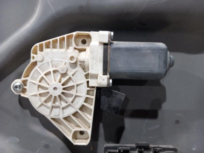 ELEVALUNAS TRASERO DERECHO, MERCEDES-BENZ, CLASE B (BM 245)