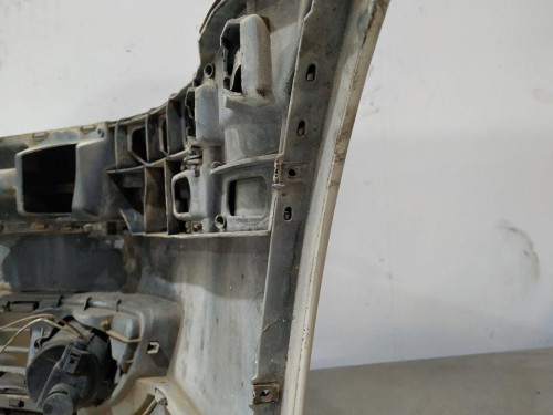  PARAGOLPES DELANTERO Volkswagen PASSAT BERLINA (3B3) 