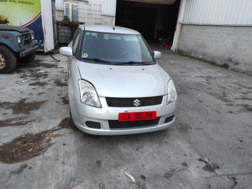 SUZUKI SWIFT BERLINA (RS/MZ) — vehículo donante para recambios 