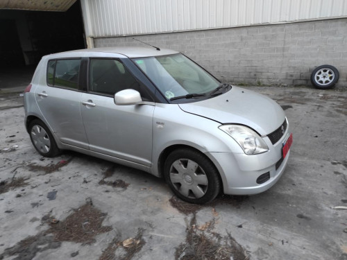 SUZUKI SWIFT BERLINA (RS/MZ) — vehículo donante para recambios 
