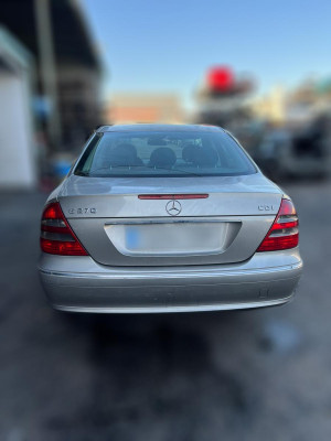 MERCEDES-BENZ CLASE E (BM 211) BERLINA