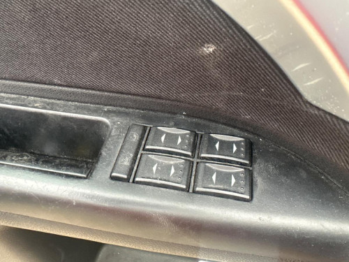 MANDO ELEVALUNAS DELANTERO IZQUIERDO Ford MONDEO BERLINA (CA2) 