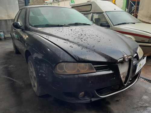 ALFA ROMEO 156 — vehículo donante para recambios 