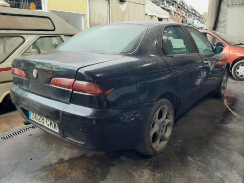 ALFA ROMEO 156 — vehículo donante para recambios 