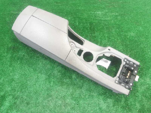 APOYABRAZOS CENTRAL BMW SERIE 5 BERLINA (E60) 
