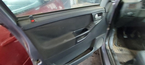 OPEL MERIVA — vehículo donante para recambios 