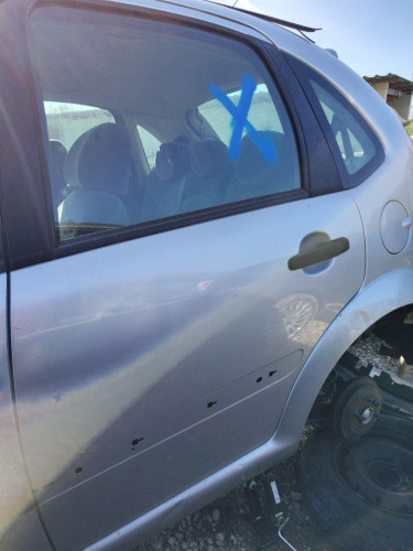 PUERTA TRASERA IZQUIERDA used