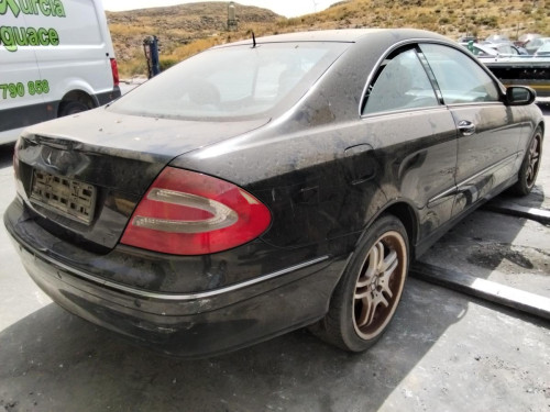  MERCEDES-BENZ CLK (BM 209) COUPE 