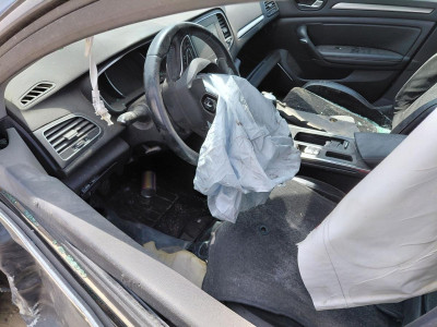 RENAULT MEGANE IV BERLINA 5P
