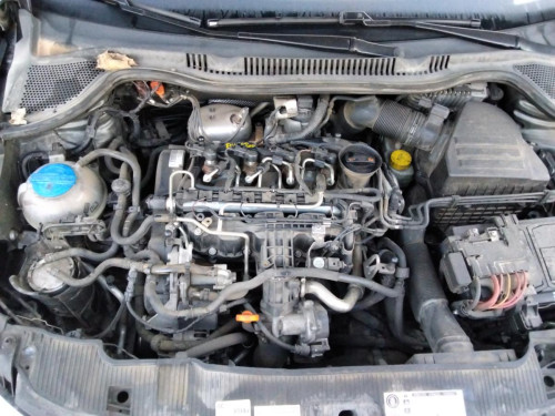 SEAT IBIZA BERLINA (6J5) — vehículo donante para recambios 