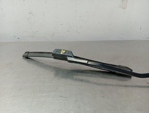  BRAZO LIMPIA DELANTERO DERECHO FORD PUMA 