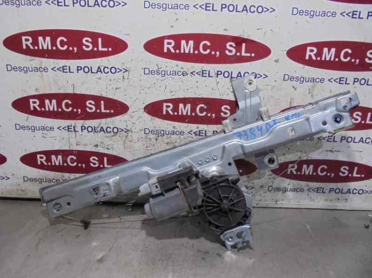 ELEVALUNAS DELANTERO IZQUIERDO
