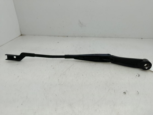 BRAZO LIMPIA DELANTERO IZQUIERDO KIA CEED (ED) 