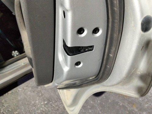 CERRADURA PUERTA TRASERA DERECHA Ford FOCUS SPORTBREAK (CAP) 