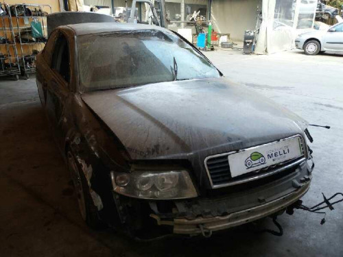  AUDI A4 BERLINA (8E) 