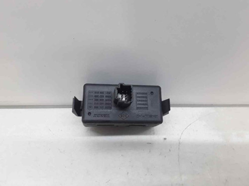 WARNING Renault MEGANE III BERLINA 5P 