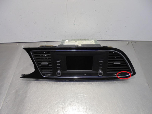 PANTALLA MULTIFUNCION Seat LEON (5F1) 