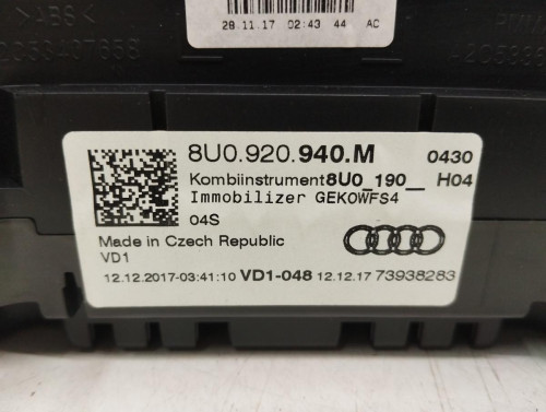 CUADRO INSTRUMENTOS Audi Q3 (8UG) 