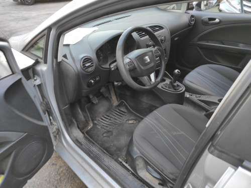 SEAT LEON (1P1) — vehículo donante para recambios 