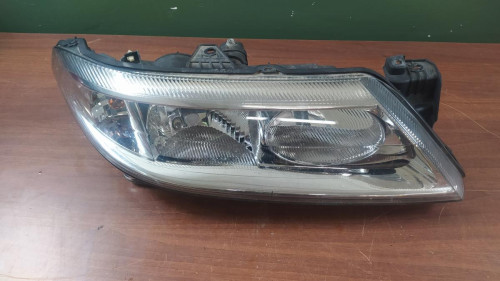 FARO DERECHO Renault LAGUNA II (BG0) 