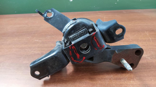 SOPORTE MOTOR Toyota YARIS (KSP1/NLP1/NSP1) 