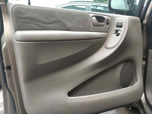  CHRYSLER VOYAGER (RG) 