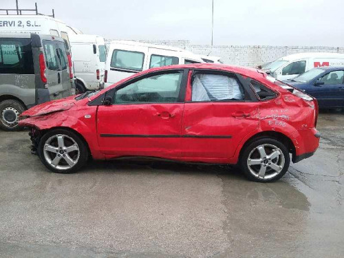 FORD FOCUS BERLINA (CAP) — vehículo donante para recambios 