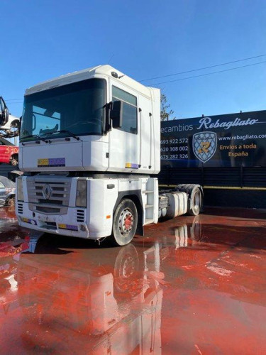  RENAULT MAGNUM 4XX.18 / 4XX.26 