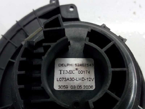  MOTOR CALEFACCION OPEL ASTRA H BERLINA 