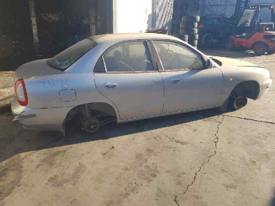 DAEWOO NUBIRA BERLINA