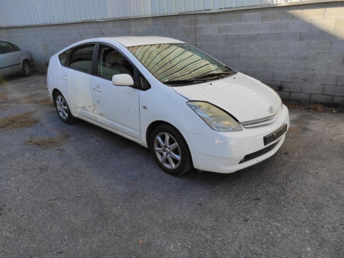 TOYOTA PRIUS (NHW20) — автомобиль-донор на запчасти 