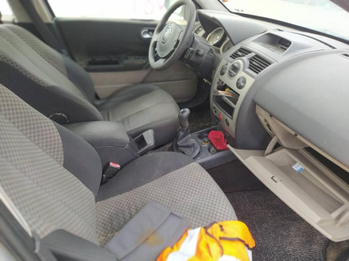  RENAULT MEGANE II BERLINA 5P 