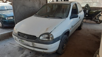 OPEL CORSA B