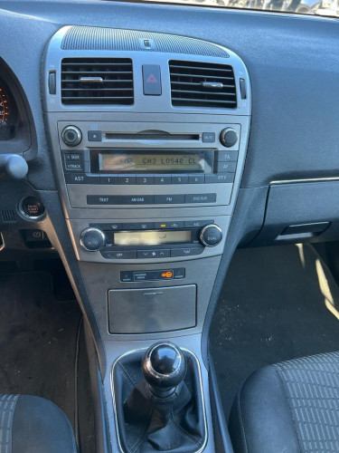 TOYOTA AVENSIS CROSS SPORT (T27) de segunda mano