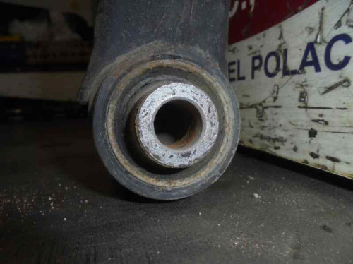 BRAZO SUSPENSION INFERIOR DELANTERO IZQUIERDO KIA SORENTO R (XM) 