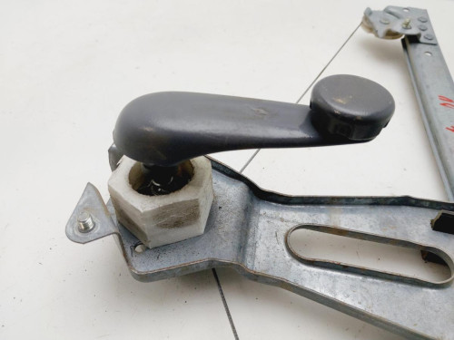 ELEVALUNAS DELANTERO DERECHO Citroen C1 