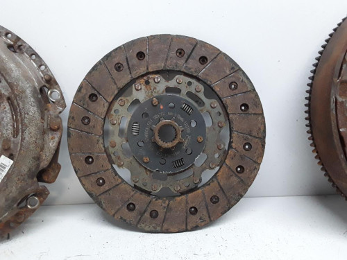 KIT EMBRAGUE VOLVO V40 