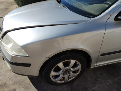 ALETA DELANTERA IZQUIERDA Skoda Octavia Berlina (1Z3)(2004->)