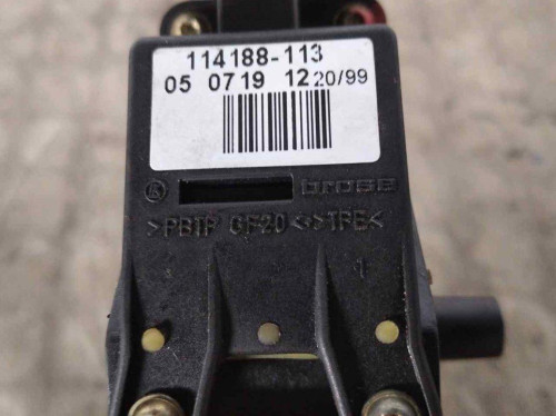 MOTOR ELEVALUNAS TRASERO DERECHO Audi A4 BERLINA (B5) 