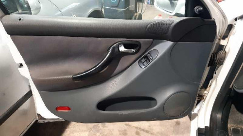  SEAT LEON (1M1) 