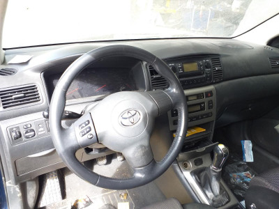TOYOTA COROLLA (E12)
