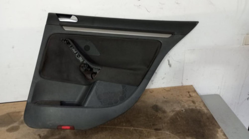  GUARNECIDO PUERTA TRASERA DERECHA Volkswagen GOLF V (1K1)(10.2003) 