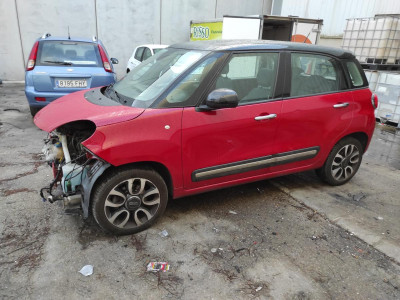 FIAT 500L (330)