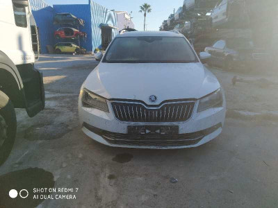 SKODA SUPERB COMBI (3V5)