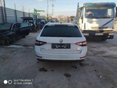 SKODA SUPERB COMBI (3V5)
