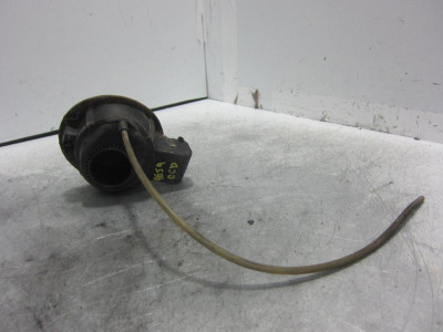 TAPA EXTERIOR COMBUSTIBLE, VOLKSWAGEN, GOLF IV BERLINA (1J1)(10.1997)