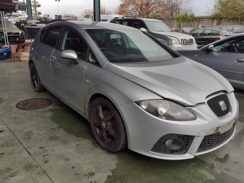  SEAT LEON (1P1) 